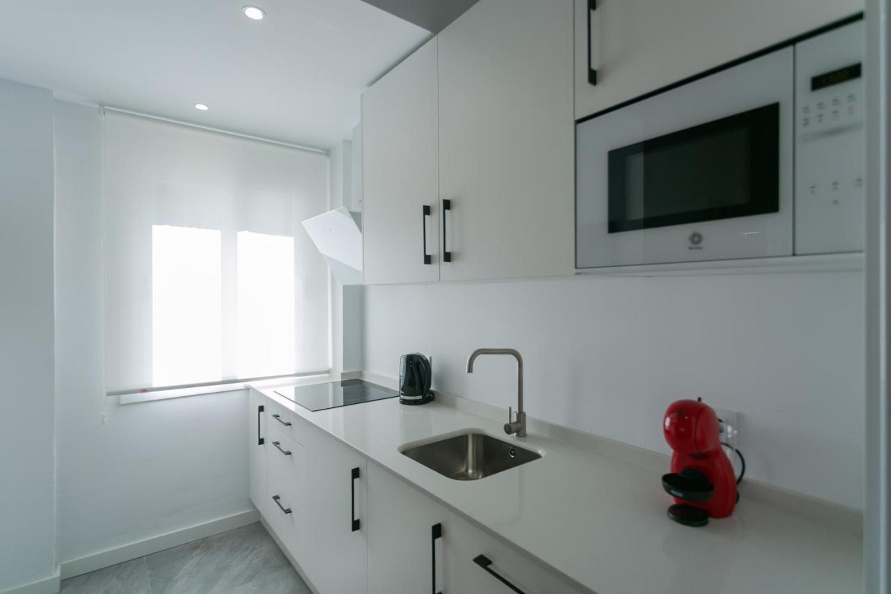 Lujoso Apartamento Con Piscina Compartida 3 Севиля Екстериор снимка